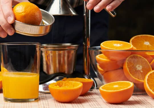 Comment faire du jus d’orange avec une centrifugeuse